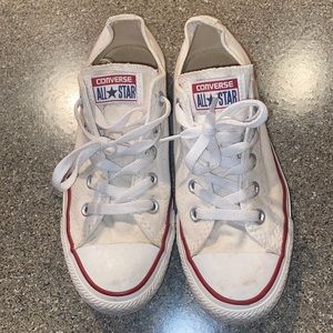 White Chuck Taylor All Star Converse